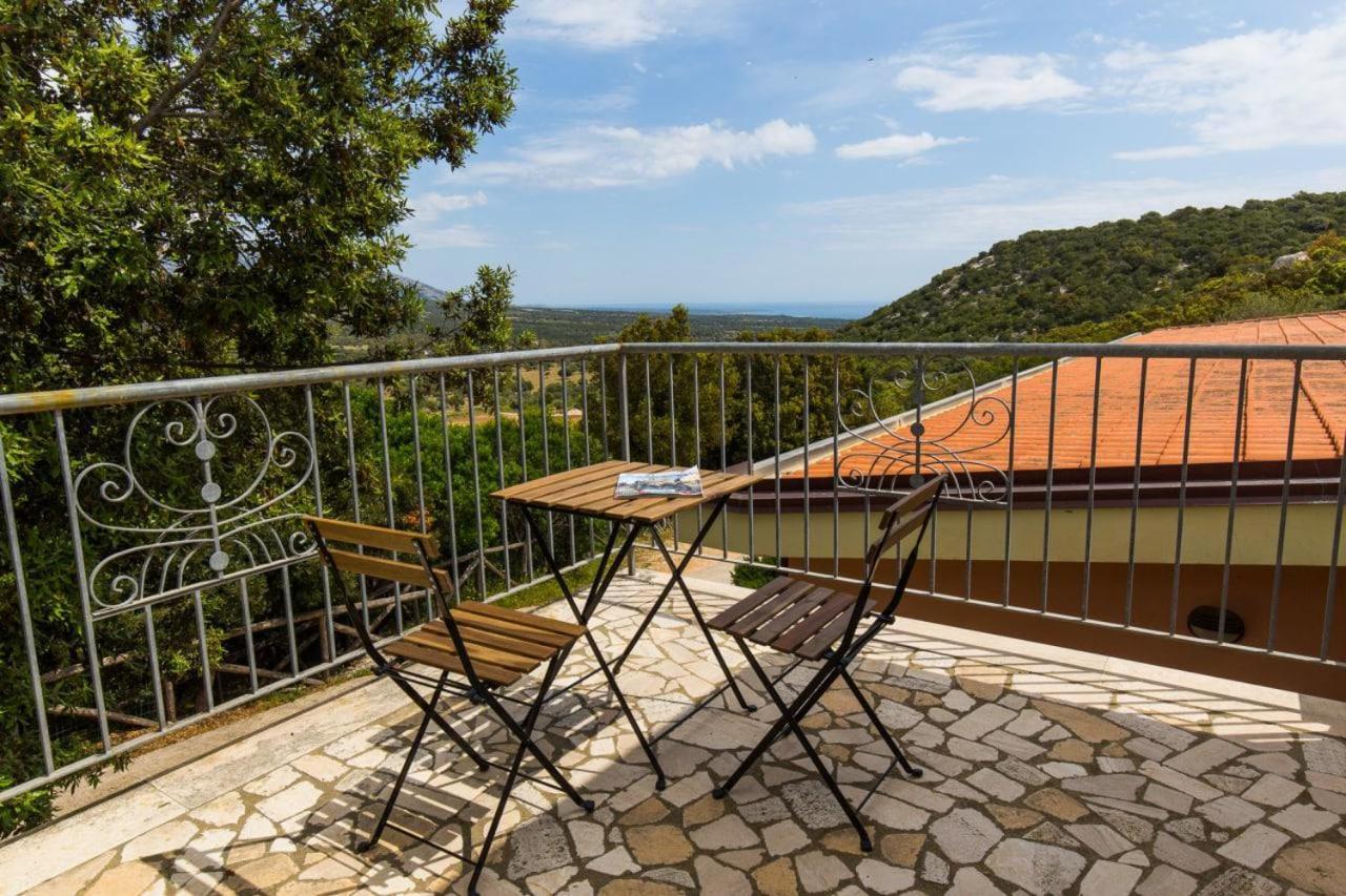 Hotel Ispinigoli Dorgali Eksteriør bilde